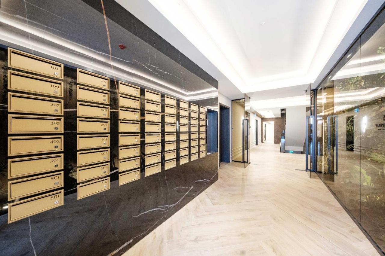 Brand New Luxury Apartment In The Heart Of Brașov Exterior foto