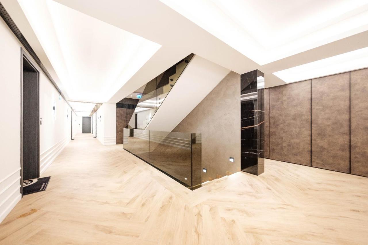 Brand New Luxury Apartment In The Heart Of Brașov Exterior foto